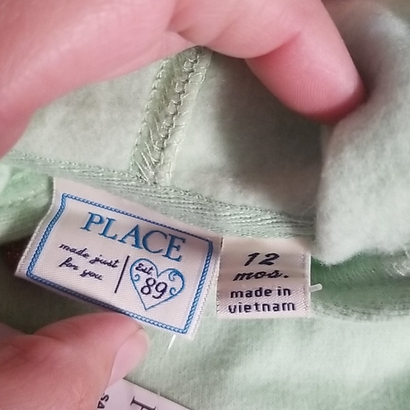 The Childrens place girls sweater - Picture 3 of 3